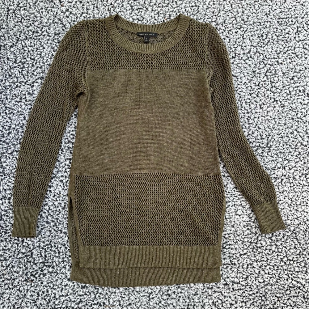 Banana Republic knit mesh long sleeve tunic sweater